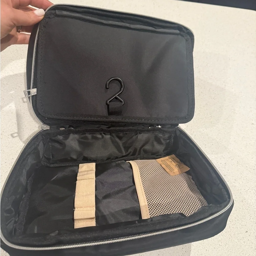 NUDESTIX Black Cosmetic Bag